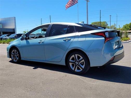 2022 Toyota Prius L