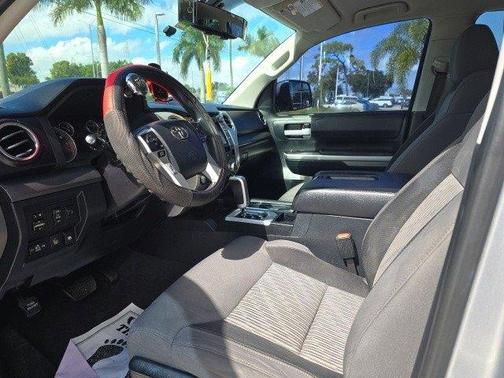 2016 Toyota Tundra SR5