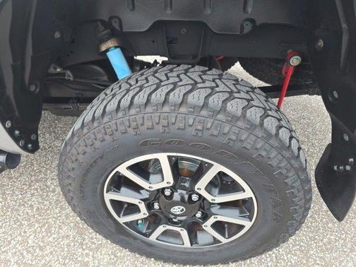 2016 Toyota Tundra SR5