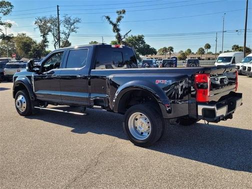 2023 Ford F-450 Lariat