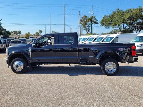 2023 Ford F-450 Lariat