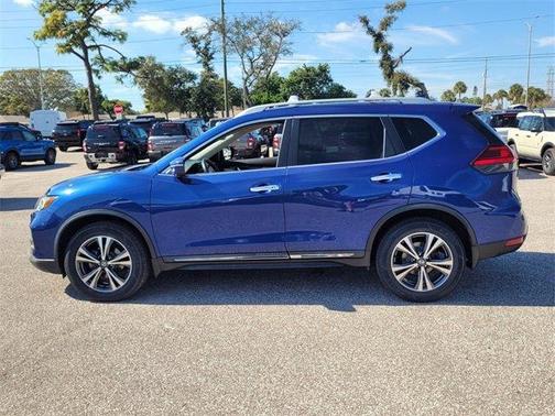 2017 Nissan Rogue SL