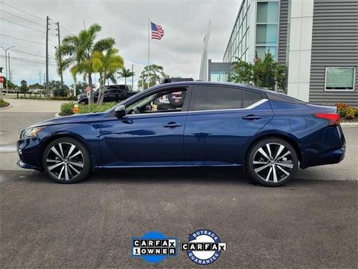 2022 Nissan Altima 2.5 SR