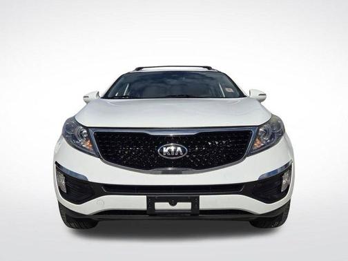 Clear White 2015 Kia Sportage EX