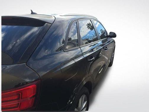 2018 Audi Q3 2.0T Premium