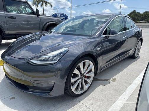 2018 Tesla Model 3 Long Range