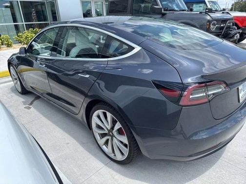 2018 Tesla Model 3 Long Range
