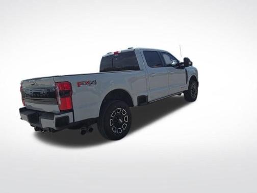 Avalanche 2025 Ford F-250 Platinum