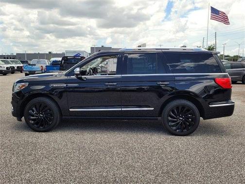 2021 Lincoln Navigator Black Label