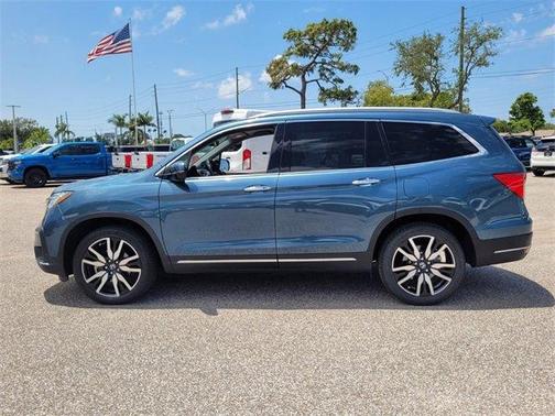 2021 Honda Pilot Touring 7-Passenger