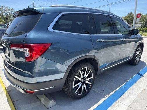 2021 Honda Pilot Touring 7-Passenger