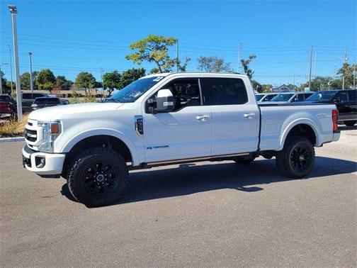 2022 Ford F-350 Lariat Super Duty