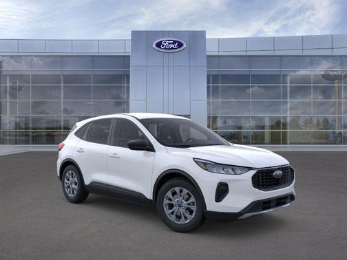 Oxford White 2025 Ford Escape Active SUV