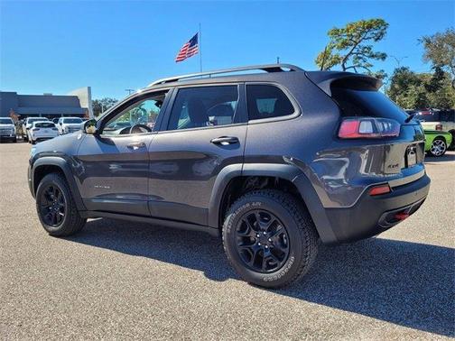 2021 Jeep Cherokee Trailhawk