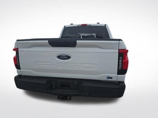 Oxford White 2022 Ford F-150 Lightning Pro