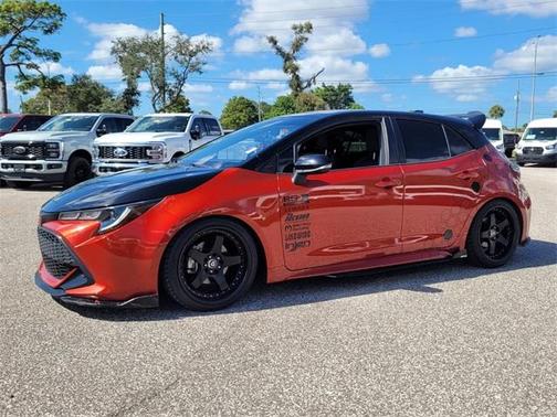2020 Toyota Corolla Hatchback SE