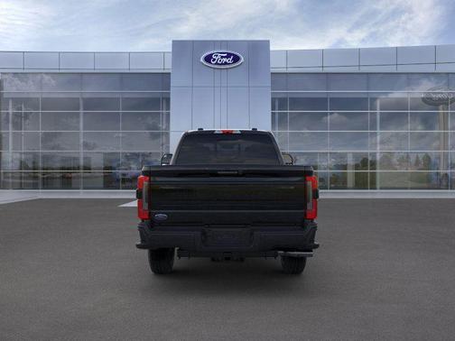 2025 Ford F-350 Platinum