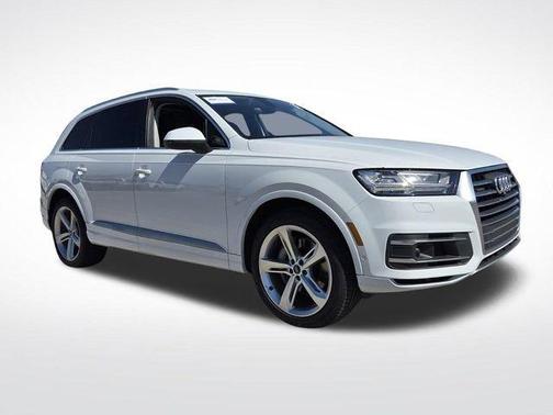 2019 Audi Q7 55 Prestige