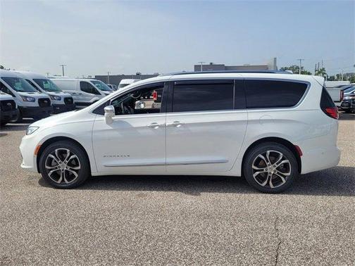 2022 Chrysler Pacifica Pinnacle