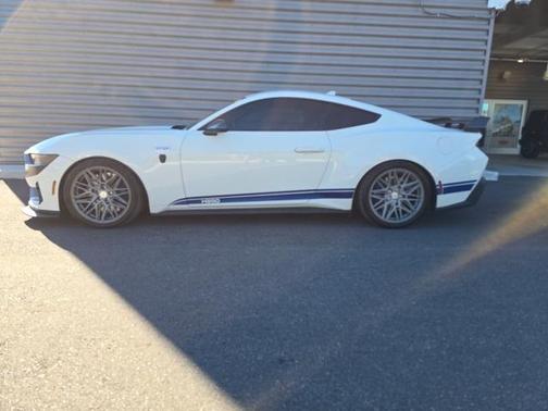 2024 Ford Mustang Dark Horse