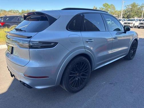 2021 Porsche Cayenne GTS