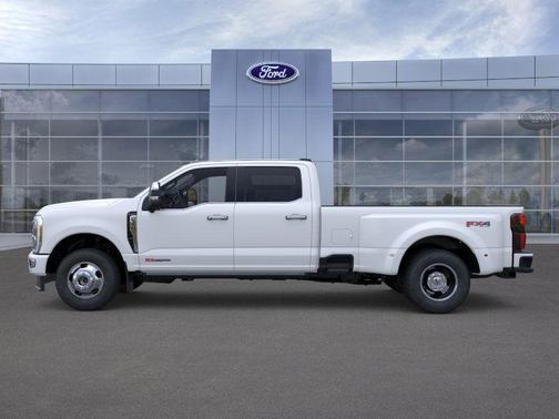 2025 Ford F-350 Platinum