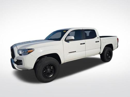 Ice 2023 Toyota Tacoma SR5