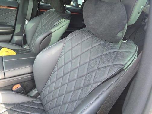 Obsidian Black Metallic 2025 Mercedes-Benz S-Class S 580 4MATIC