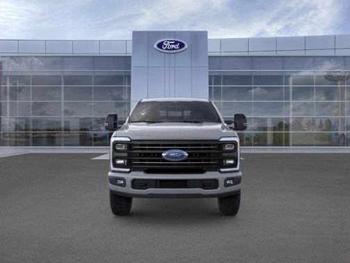 2025 Ford F-250 Platinum