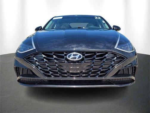 2022 Hyundai SONATA SEL