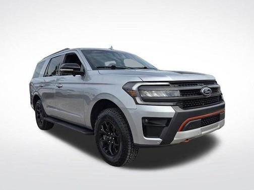 Iconic Silver Metallic 2023 Ford Expedition Timberline