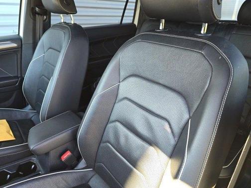 2022 Volkswagen Tiguan 2.0T SEL R-Line