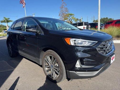 2020 Ford Edge Titanium