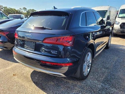 2018 Audi Q5 2.0T Premium Plus