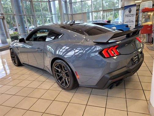2024 Ford Mustang Dark Horse