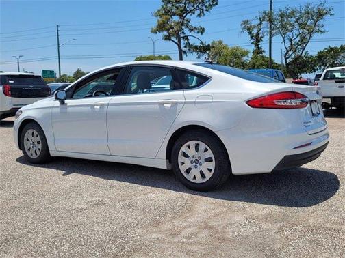 2019 Ford Fusion S