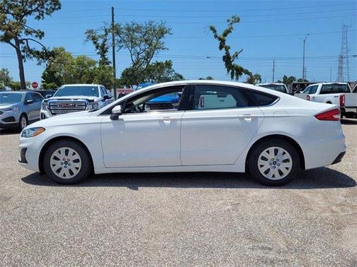 2019 Ford Fusion S
