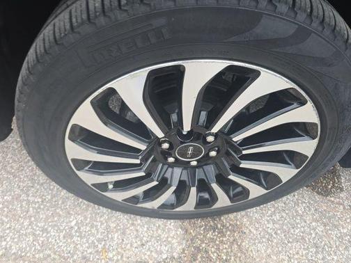 2022 Lincoln Navigator Black Label