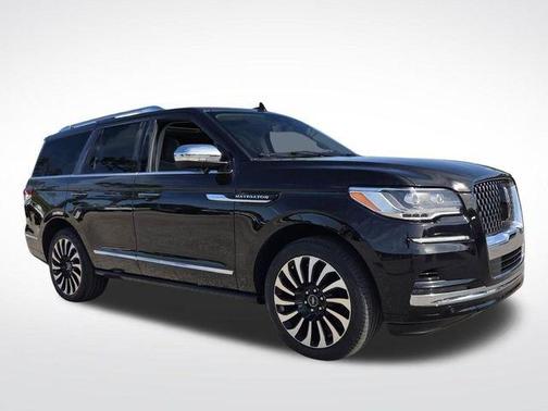 Black Metallic 2022 Lincoln Navigator Black Label