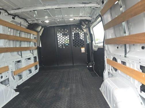 Oxford White 2025 Ford Transit-250 Base