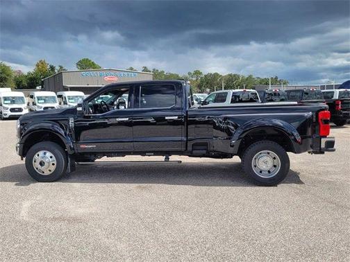 2024 Ford F-450 Lariat