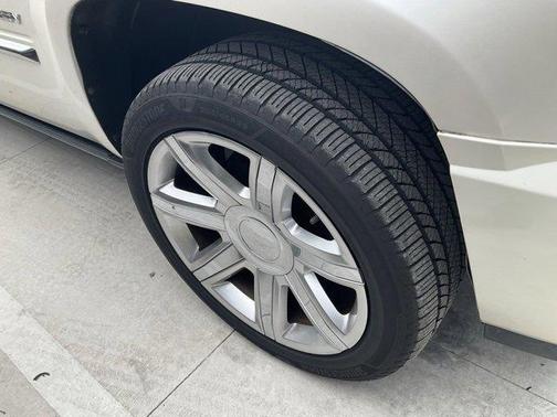 2010 Cadillac Escalade ESV Premium