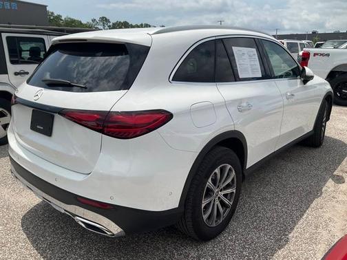 2023 Mercedes-Benz GLC 300 Base