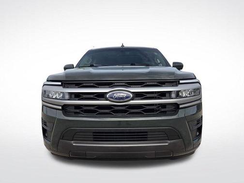Green Metallic 2022 Ford Expedition XLT