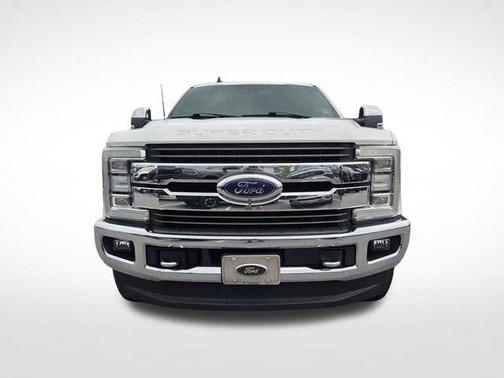 WHITE PLATINUM MET TRI-COAT 2019 Ford F-250 KING RANCH