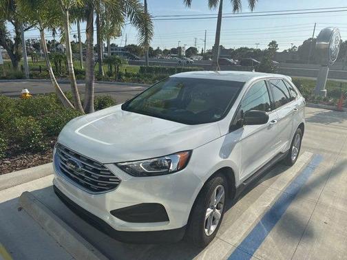 2020 Ford Edge SE