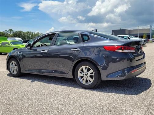 2017 Kia Optima LX