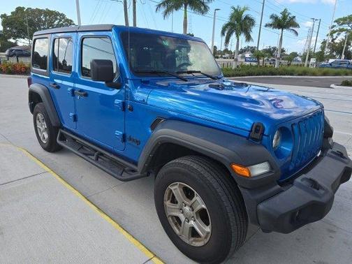 2022 Jeep Wrangler Unlimited Sport