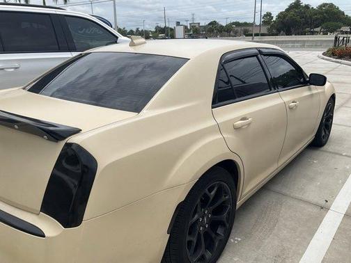 2020 Chrysler 300 S