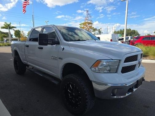 2017 RAM 1500 SLT